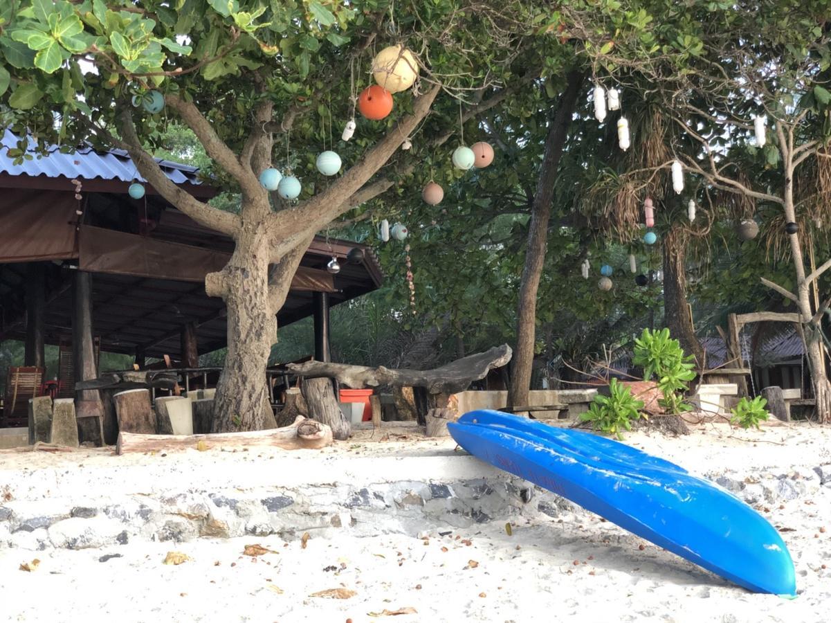Baanchaylay Resort Khanom Exteriör bild